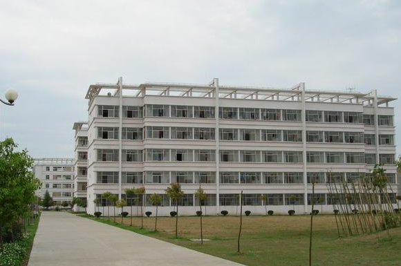 江蘇省建湖中等專業(yè)學(xué)校