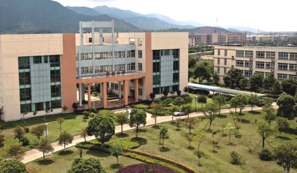 寧波建設(shè)工程學(xué)校環(huán)境、學(xué)校圖片