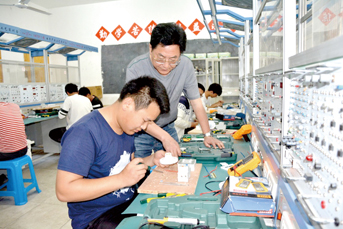 池州工業(yè)學(xué)校