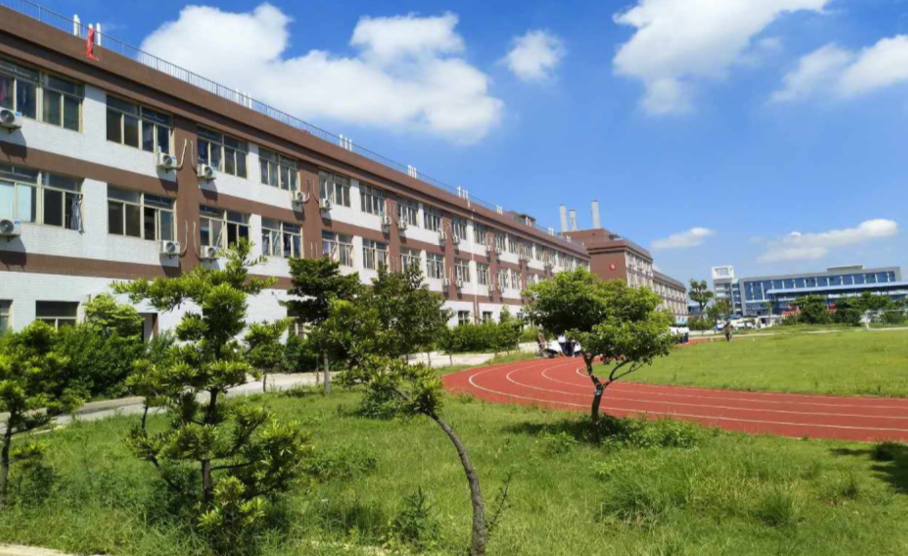 廣州南華工貿高級技工學校環(huán)境、學校圖片