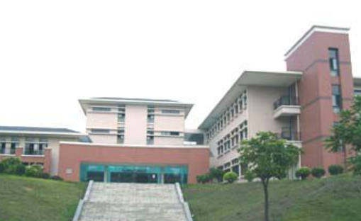 廣東石油化工職業(yè)技術(shù)學(xué)校開(kāi)設(shè)專(zhuān)業(yè)、有哪些專(zhuān)業(yè)