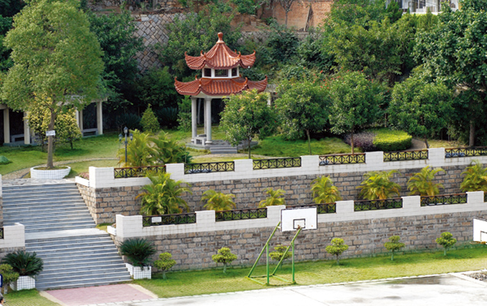 福建理工學(xué)校學(xué)費、大概收費是多少