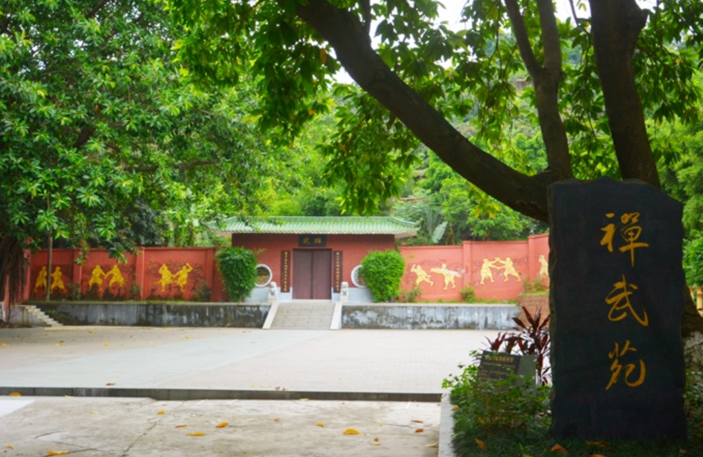 廣東省華僑職業(yè)技術(shù)學(xué)校環(huán)境、學(xué)校圖片