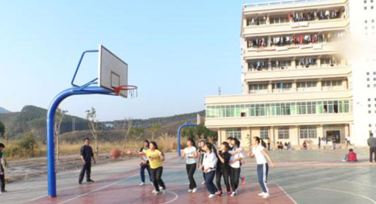 仁化縣中等職業(yè)學(xué)校是一個(gè)怎樣的學(xué)校、學(xué)校怎么樣