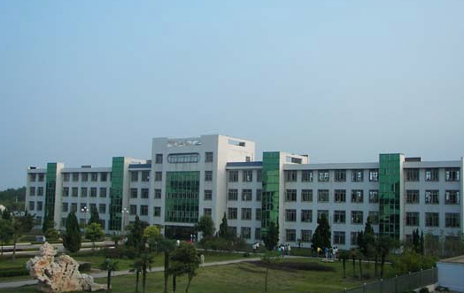 江蘇省金湖中等專業(yè)學校