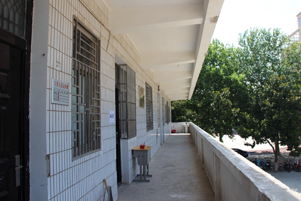 界首市技工學校