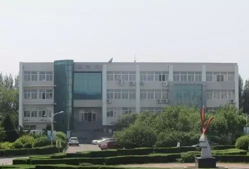 沈陽市展碩中等職業(yè)學(xué)校