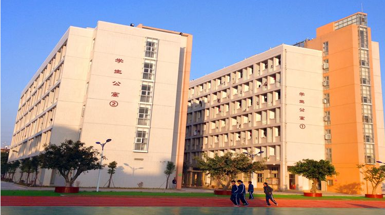 泉州市工商旅游職業(yè)中專學(xué)校招生要求、學(xué)校招生對(duì)象
