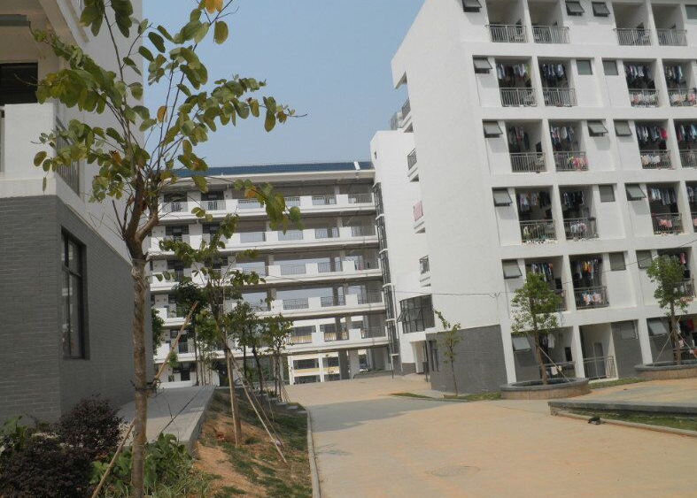 百色市財(cái)經(jīng)職業(yè)技術(shù)學(xué)校