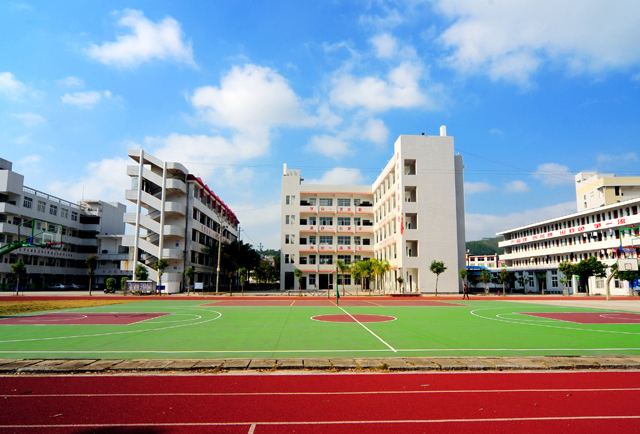 永定僑榮職業(yè)中專學校