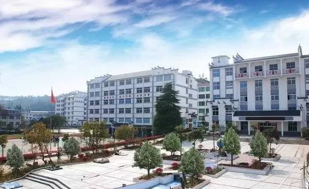 三明市金湖旅游職業(yè)中專學(xué)校學(xué)費(fèi)多少、學(xué)校收費(fèi)標(biāo)準(zhǔn)