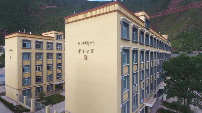 昌都市職業(yè)技術(shù)學(xué)校