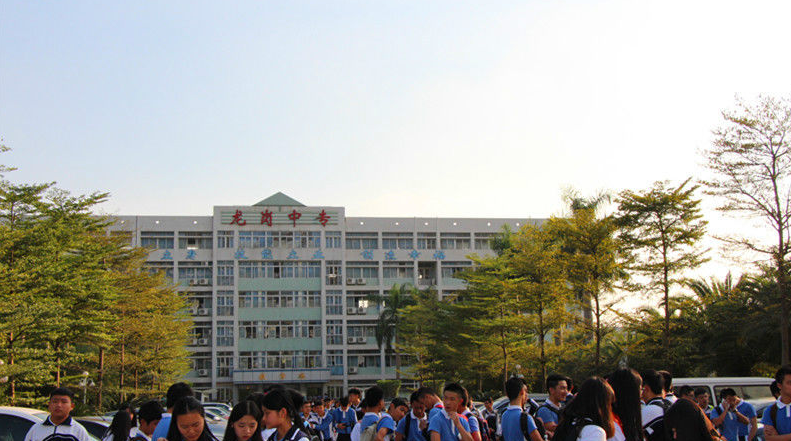 深圳市龍崗職業(yè)技術(shù)學(xué)校宿舍環(huán)境、寢室環(huán)境