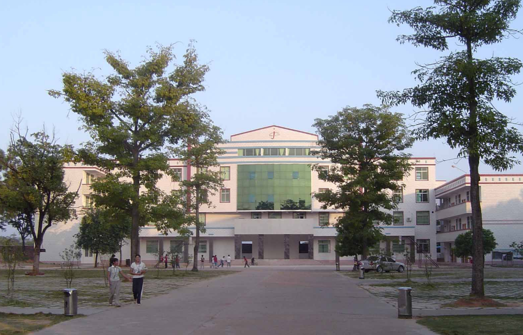 始興縣中等職業(yè)學校宿舍環(huán)境、寢室環(huán)境