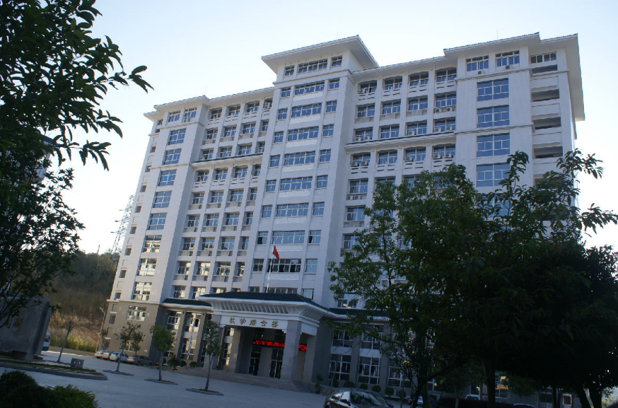 潮州市東方科技學(xué)校招生要求、學(xué)校招生對象