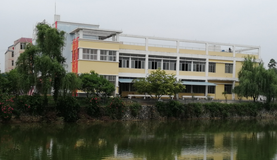 南寧市武鳴區(qū)職業(yè)技術(shù)學(xué)校學(xué)費(fèi)多少、學(xué)校收費(fèi)標(biāo)準(zhǔn)