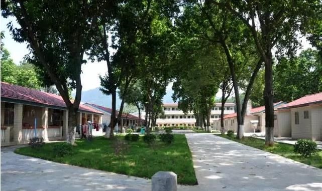 韶關(guān)市育威中等職業(yè)學(xué)校