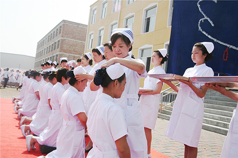 貴陽(yáng)人民醫(yī)院護(hù)士學(xué)校五年制高職大專(zhuān)招生要求