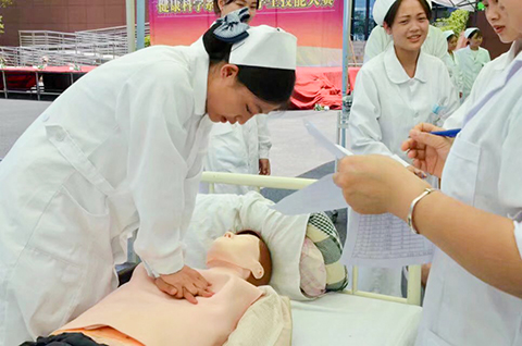 重慶衛(wèi)校助產(chǎn)專業(yè)那個(gè)學(xué)校比較好