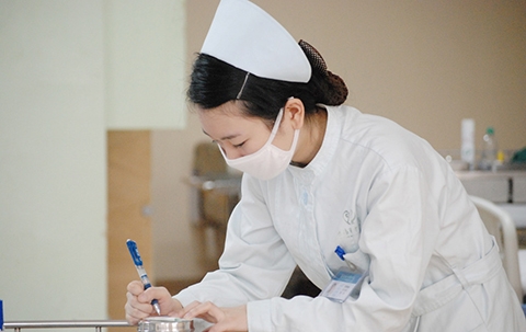 重慶2021年護(hù)理學(xué)校學(xué)什么專業(yè)好？
