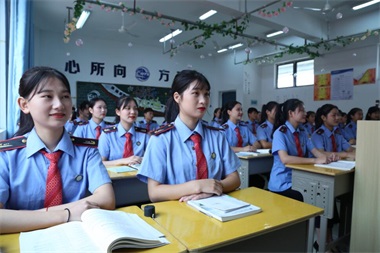 2021年南昌向遠(yuǎn)軌道技術(shù)學(xué)校師資力量怎么樣？ 南昌向遠(yuǎn)軌道技術(shù)學(xué)校教學(xué)