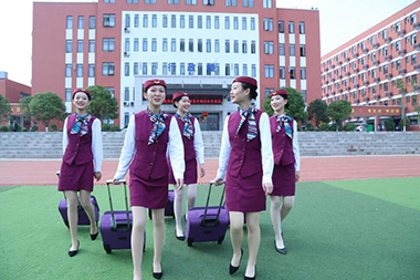 1615968515917971.jpga2021年讀江西南昌鐵路學(xué)校讀幾年呢？