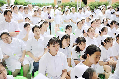 重慶衛(wèi)生學(xué)校包學(xué)生就業(yè)嗎？
